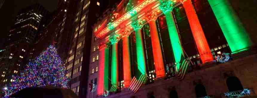 Natale anche a Wall Street; borse in rialzo sull’energia wall street a natale 860x330