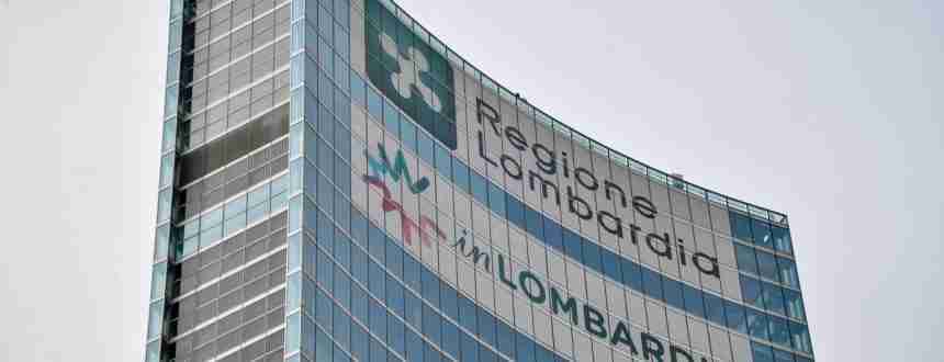 Elezioni regionali Lombardia 2023 è già tempo di grandi manovre Palazzo Lombardia 860x330