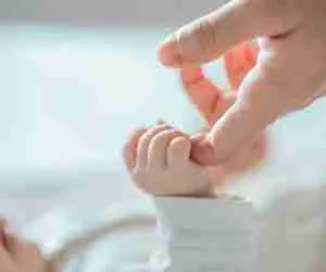 parto in anonimato Parto in anonimato, il diritto che protegge madre e neonato Partorire in anonimato 300x250